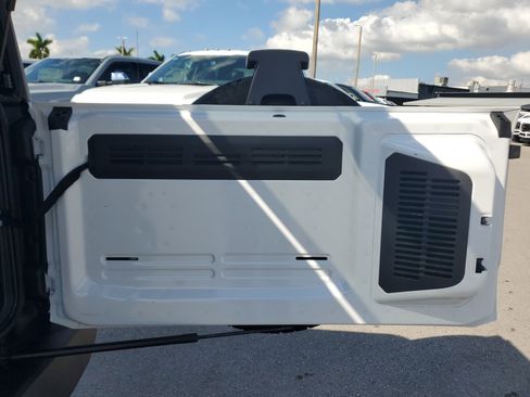 Used 2025 Ford Bronco Big Bend image 15