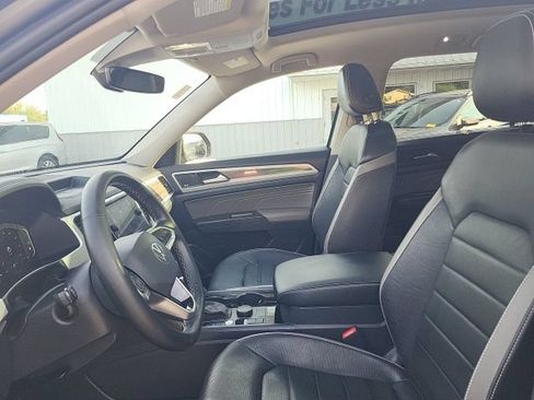 Used 2022 Volkswagen Atlas SEL AWD/4WD image 19