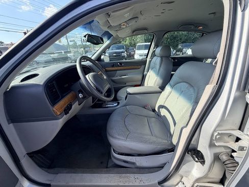Used 1998 Lincoln Continental FWD image 41