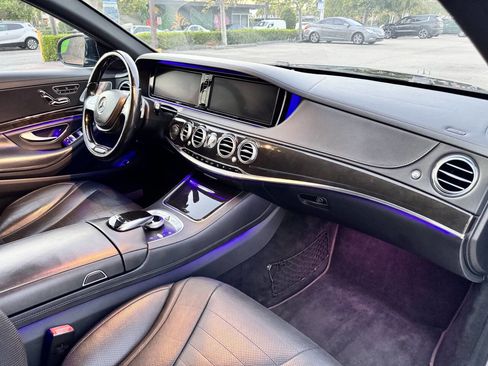 Used 2015 Mercedes-Benz S 550 Sedan image 28