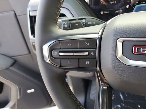 New 2026 GMC Yukon XL AT4 image 28