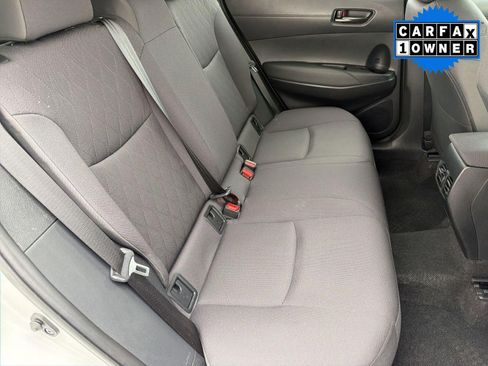 Used 2023 Toyota Corolla Cross LE image 28