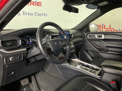 Used 2020 Ford Explorer XLT w/ Equipment Group 202A RWD image 13