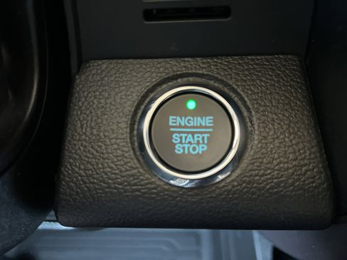 Used 2021 Ford F350 Limited image 39