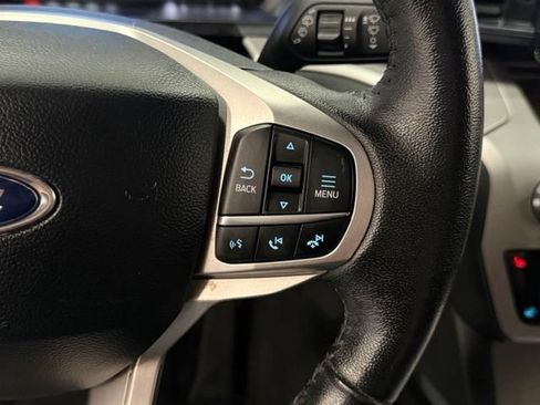 Used 2024 Ford Explorer XLT w/ Equipment Group 202A AWD/4WD image 13