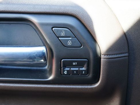 Used 2021 GMC Sierra 1500 Denali w/ Denali Ultimate Package image 13