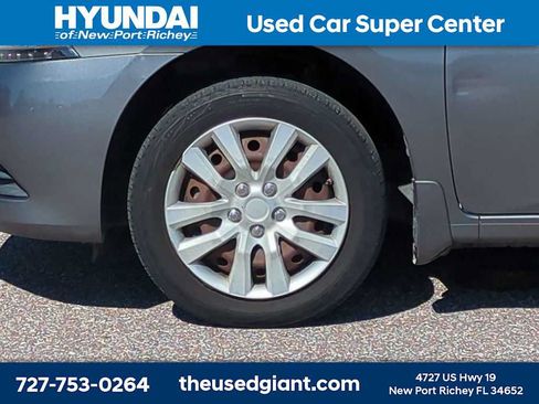 Used 2015 Nissan Sentra S FWD image 10