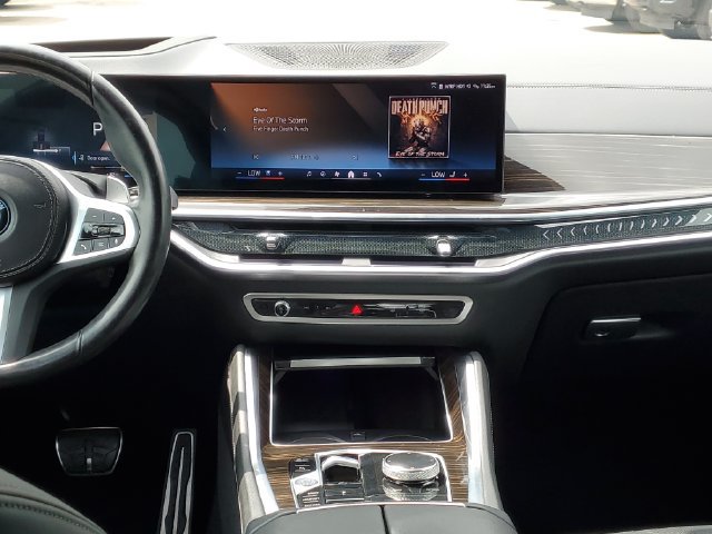 Used 2024 BMW X6 xDrive40i AWD/4WD image 36
