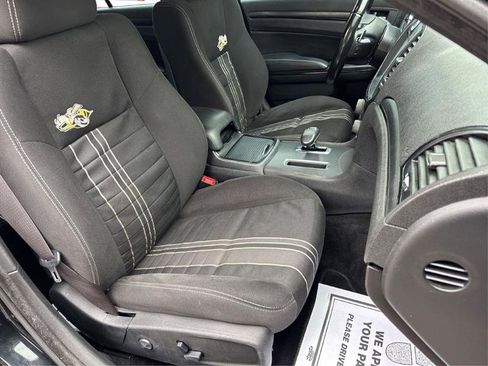 Used 2014 Chrysler 300 S image 25