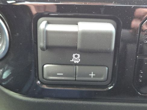 New 2026 GMC Sierra 1500 Elevation w/ X31 Off-Road Package image 11