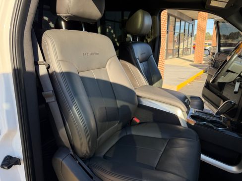 Used 2013 Ford F150 Platinum image 10