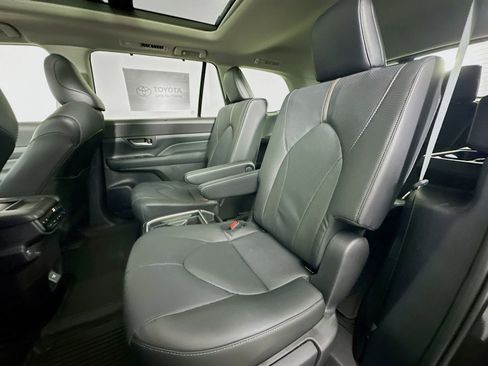 New 2026 Toyota Grand Highlander AWD image 26
