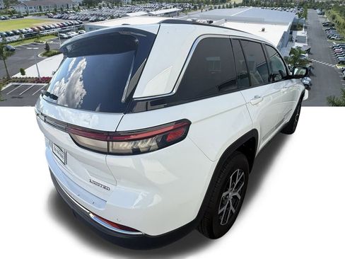 Certified 2025 Jeep Grand Cherokee Limited image 5
