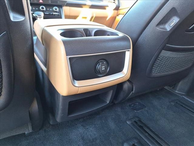 Used 2024 Kia Carnival LX FWD image 23