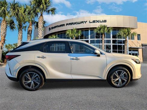 Certified 2025 Lexus RX 350 Premium image 3