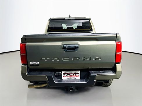 Used 2024 Toyota Tacoma TRD Off-Road image 6