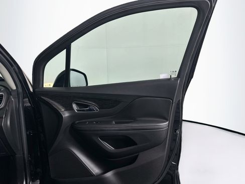 Used 2015 Buick Encore FWD image 29