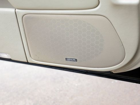 Used 2013 Lexus LS 460 image 22