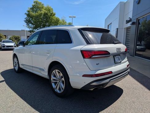 Used 2025 Audi Q7 3.0T Premium Plus AWD/4WD image 4