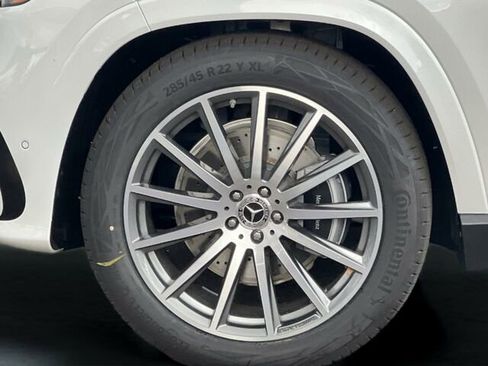 New 2026 Mercedes-Benz GLS 580 4MATIC image 26