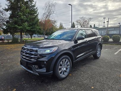 New 2026 Ford Explorer Active w/ Active Comfort Package
