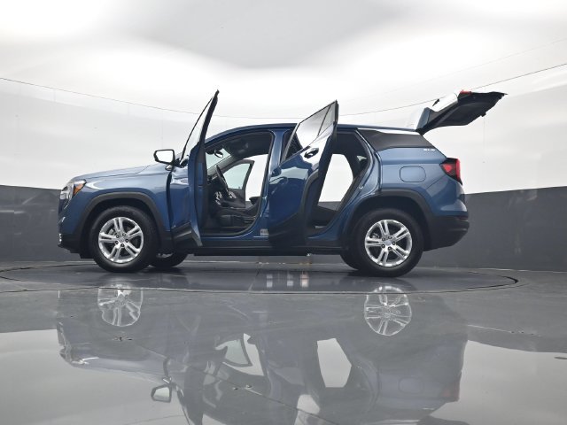 Certified 2024 GMC Terrain SLE FWD image 34