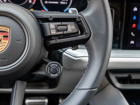 New 2026 Porsche Cayenne S AWD/4WD image 16