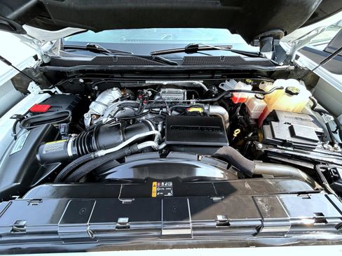 Certified 2022 Chevrolet Silverado 2500 LT w/ Convenience Package AWD/4WD image 25