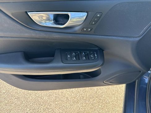 Used 2024 Volvo S60 B5 Core image 15