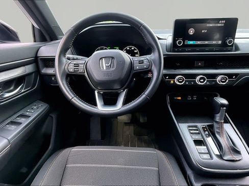 Certified 2025 Honda CR-V Sport image 8