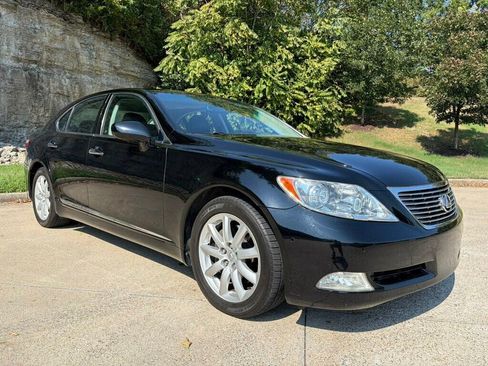 Used 2007 Lexus LS 460 RWD image 6
