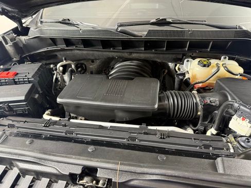 Used 2021 Chevrolet Silverado 1500 RST w/ Convenience Package II AWD/4WD image 34