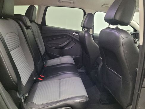 Used 2017 Ford Escape SE w/ SE Sport Appearance Package FWD image 19