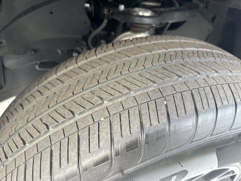 Certified 2025 Toyota Tacoma SR5 image 12