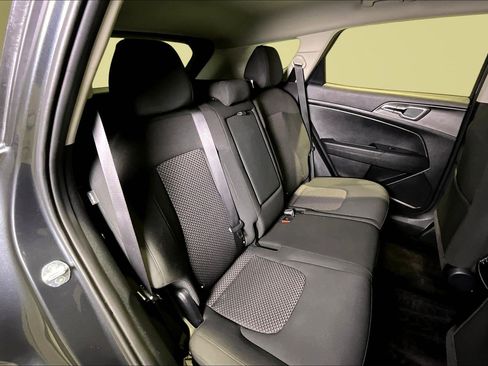 Used 2024 Kia Sportage LX FWD image 25