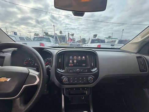 Used 2022 Chevrolet Colorado W/T w/ WT Convenience Package image 3
