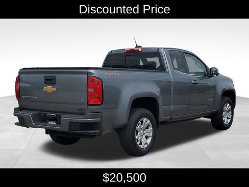 Used 2018 Chevrolet Colorado LT w/ LT Convenience Package AWD/4WD image 3