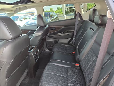 Used 2023 Nissan Murano Platinum AWD/4WD image 23