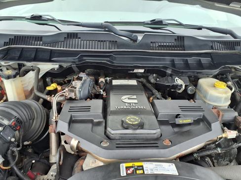 Used 2018 RAM 3500 Tradesman w/ Protection Group image 31