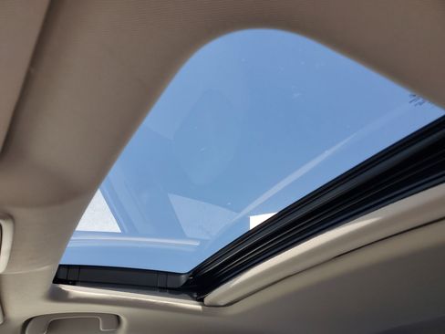 Used 2024 Honda Accord EX image 11