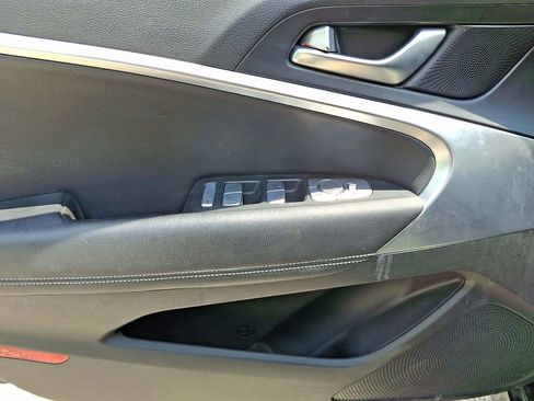 Used 2020 Genesis G70 2.0T image 14