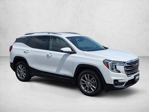 Used 2022 GMC Terrain SLT AWD/4WD image 3