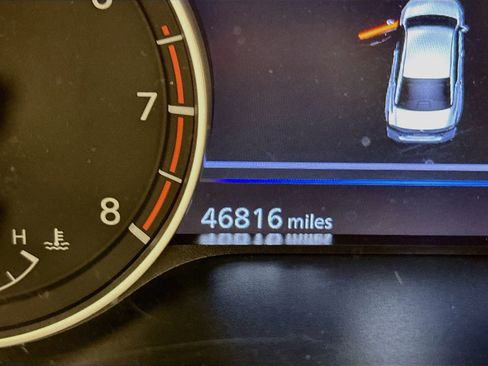 Used 2023 Nissan Altima 2.5 SV w/ SV Premium Package FWD image 19