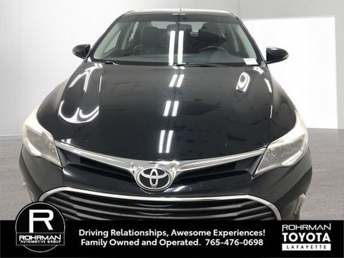 Used 2016 Toyota Avalon XLE Premium image 10