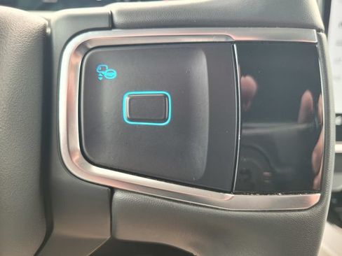 Certified 2025 Ford Expedition Active AWD/4WD image 26