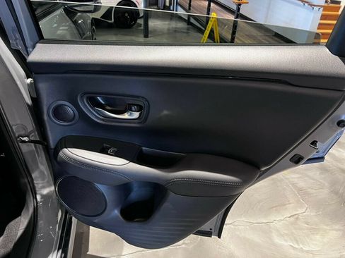 Used 2025 Acura ADX AWD image 24
