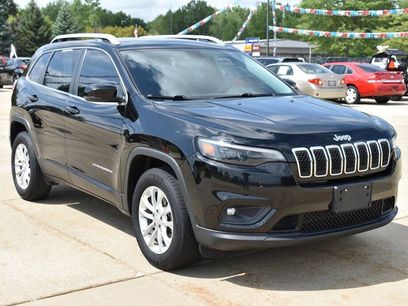 Used 2019 Jeep Cherokee Latitude w/ Comfort & Convenience Group