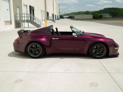 Used 1997 Porsche 911 Carrera RWD image 52