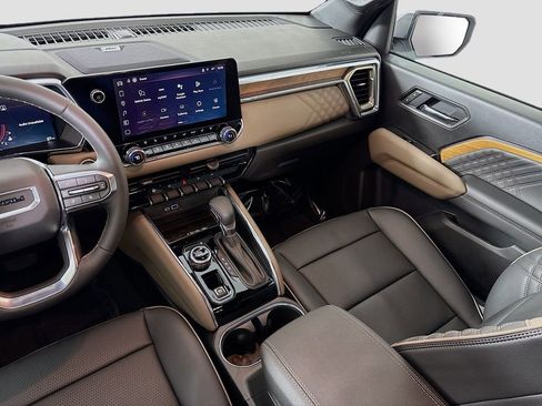 New 2026 GMC Canyon Denali image 24