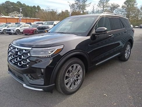 New 2026 Ford Explorer Platinum image 7